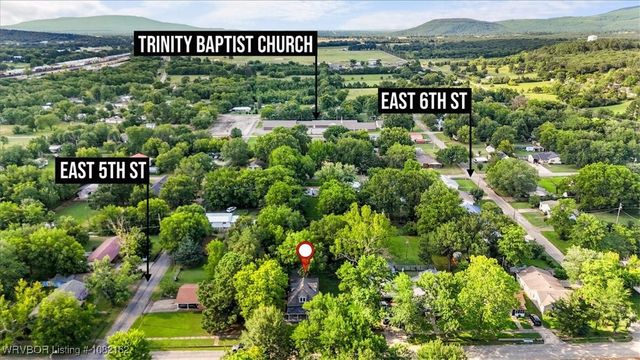 603 E Avenue B, Heavener, OK 74937