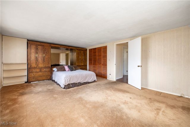 4345 Martin Drive, North Olmsted, OH 44070