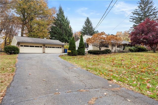 4345 Martin Drive, North Olmsted, OH 44070