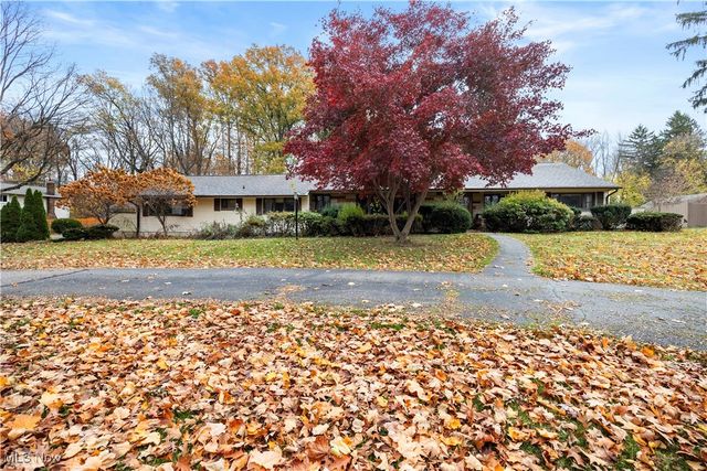 4345 Martin Drive, North Olmsted, OH 44070