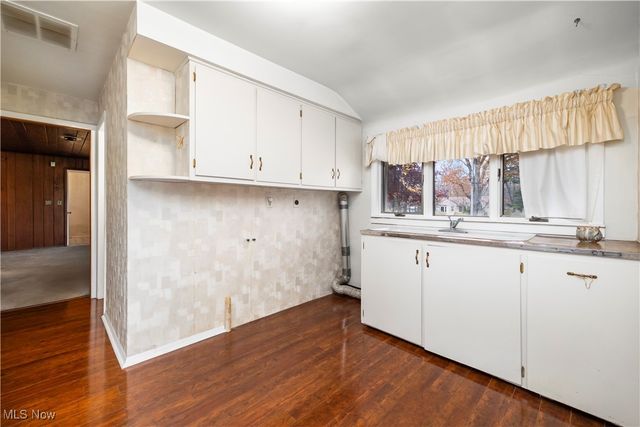 4345 Martin Drive, North Olmsted, OH 44070