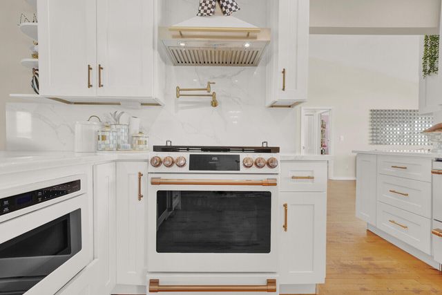 5154 Woodstone Circle E, Greenacres, FL 33463