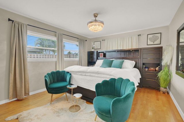 5154 Woodstone Circle E, Greenacres, FL 33463