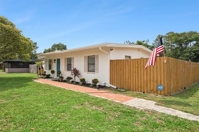 71 1ST STREET, Chuluota, FL 32766