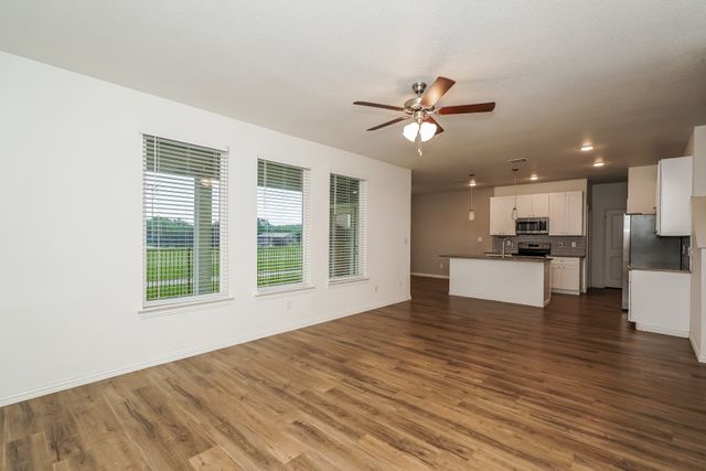 7340 Parkside Place Drive, North Richland Hills, TX 76180