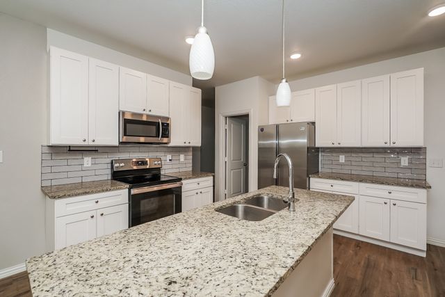 7340 Parkside Place Drive, North Richland Hills, TX 76180