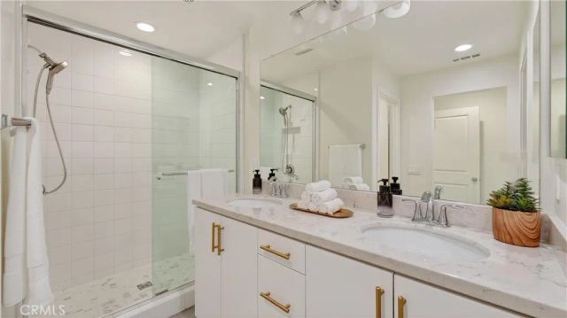 10548 Acorn Place, Los Alamitos, CA 90720