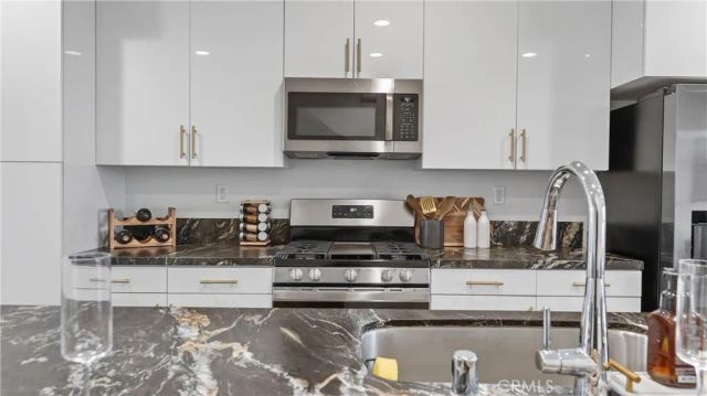 10548 Acorn Place, Los Alamitos, CA 90720