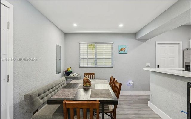 380 NW 20th St 8, Miami, FL 33127