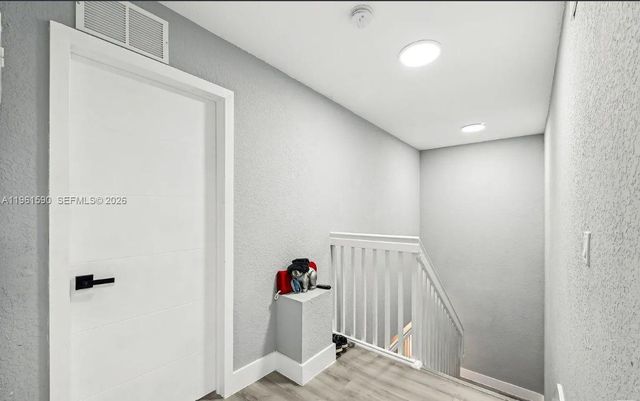 380 NW 20th St 8, Miami, FL 33127