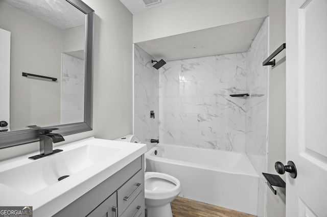 4629 Dogwood Farms Drive, Decatur, GA 30034