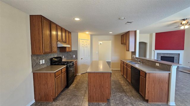 9923 Yearling Place, Conroe, TX 77385