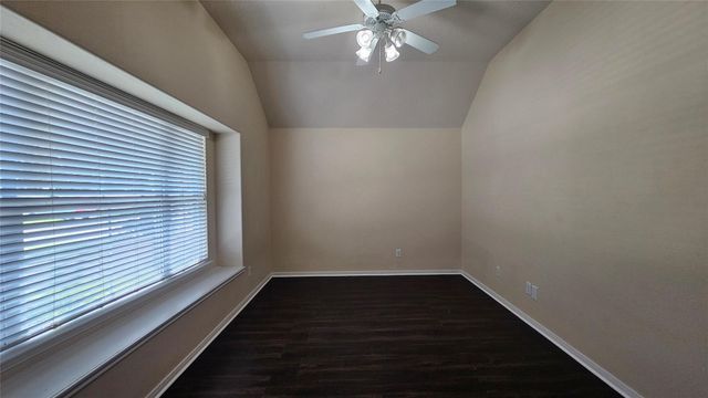 9923 Yearling Place, Conroe, TX 77385