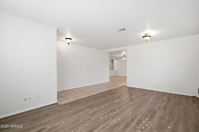 1210 E BETH Drive, Phoenix, AZ 85042