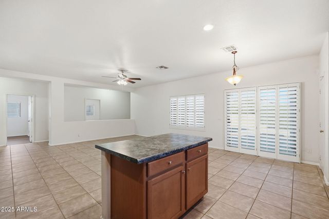 1210 E BETH Drive, Phoenix, AZ 85042