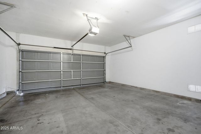 1210 E BETH Drive, Phoenix, AZ 85042