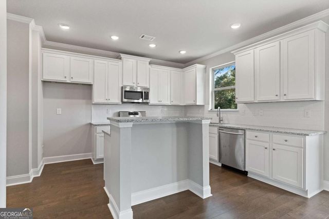 1359 Sunny Valley Lane, Braselton, GA 30517