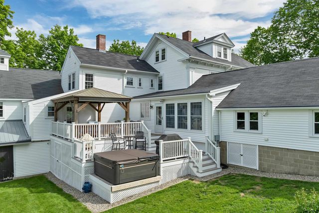 153 N Main Street, Wolfeboro, NH 03894