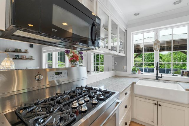 153 N Main Street, Wolfeboro, NH 03894