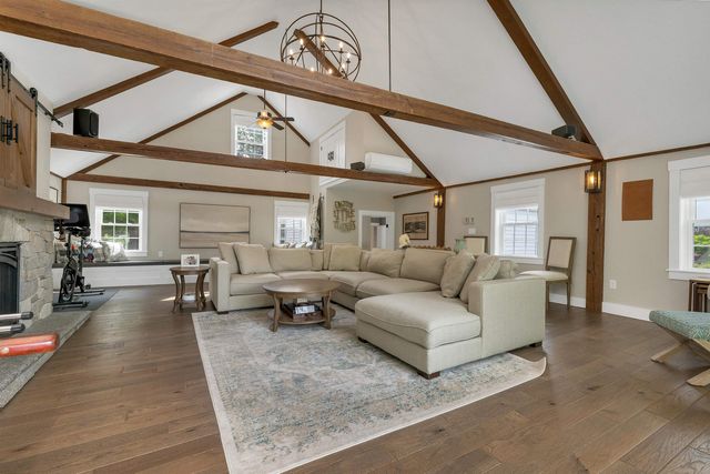 153 N Main Street, Wolfeboro, NH 03894