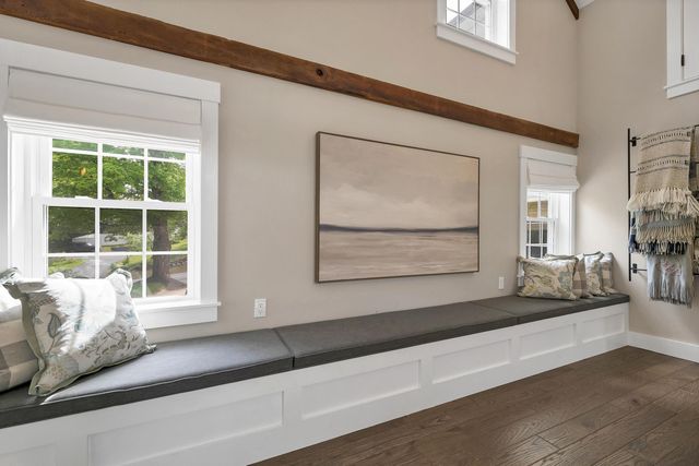 153 N Main Street, Wolfeboro, NH 03894