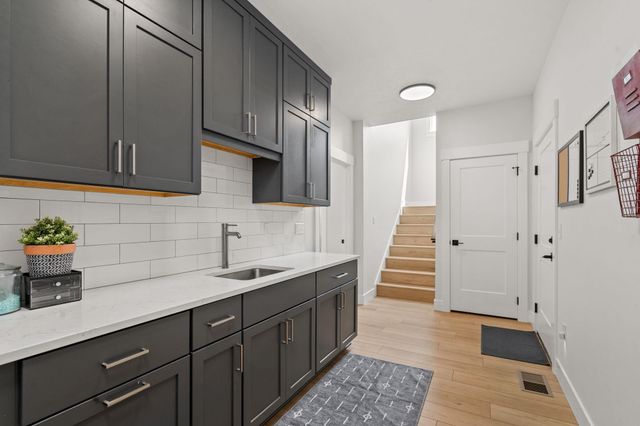 21807 N Creekside Ln, Colbert, WA 99005