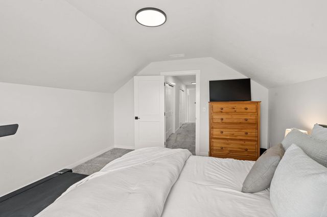 21807 N Creekside Ln, Colbert, WA 99005