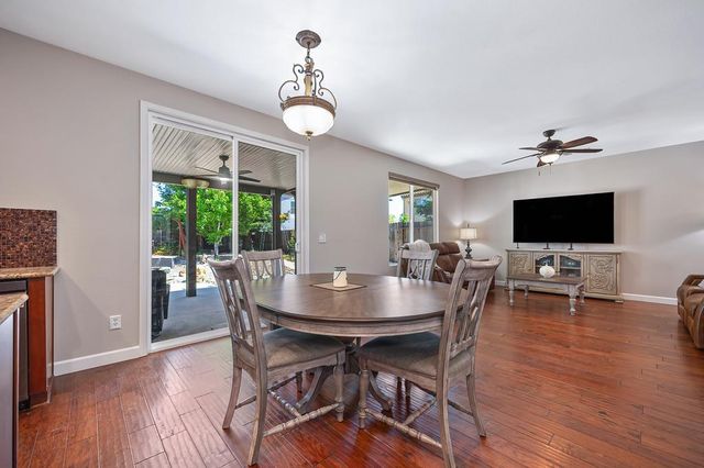 2104 Stansfield Dr, Roseville, CA 95747
