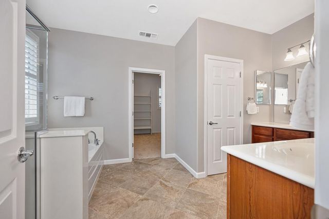 2104 Stansfield Dr, Roseville, CA 95747