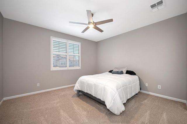 2104 Stansfield Dr, Roseville, CA 95747