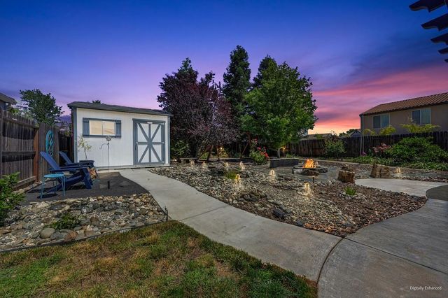 2104 Stansfield Dr, Roseville, CA 95747