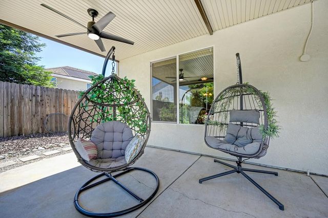 2104 Stansfield Dr, Roseville, CA 95747