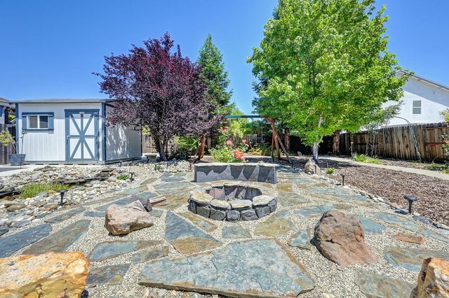 2104 Stansfield Dr, Roseville, CA 95747