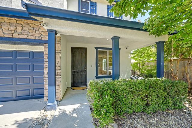 2104 Stansfield Dr, Roseville, CA 95747