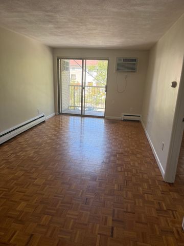200 Park Terrace Dr 235, Stoneham, MA 02180