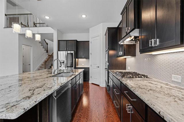 2328 Lucky LN, Leander, TX 78641