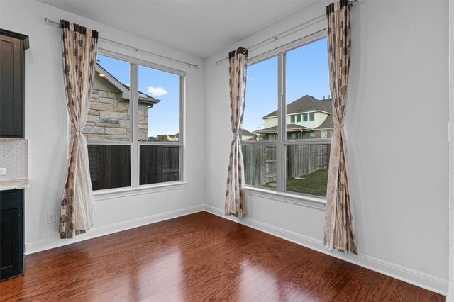 2328 Lucky LN, Leander, TX 78641