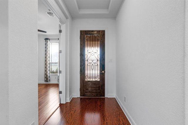 2328 Lucky LN, Leander, TX 78641