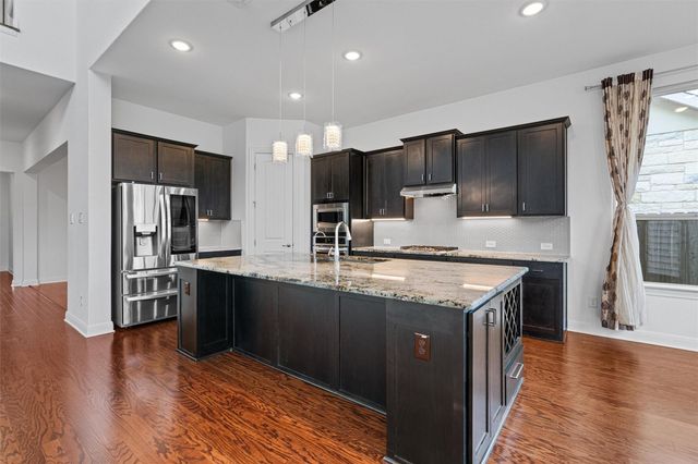 2328 Lucky LN, Leander, TX 78641