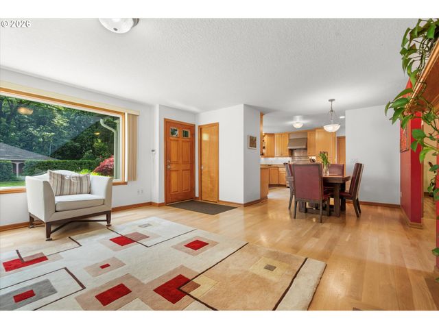 3715 Sw MARQUAM HILL Rd, Portland, OR 97239