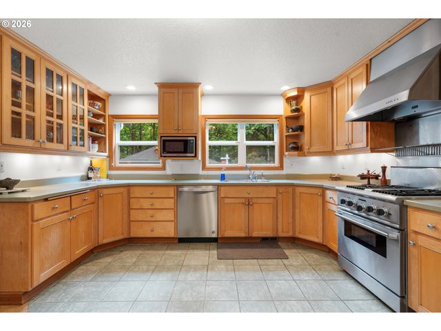 3715 Sw MARQUAM HILL Rd, Portland, OR 97239