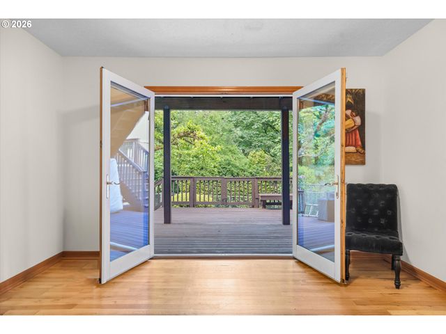 3715 Sw MARQUAM HILL Rd, Portland, OR 97239