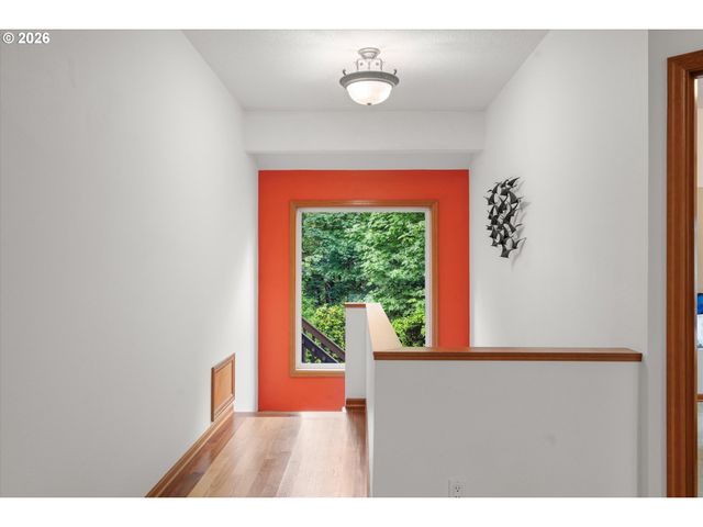 3715 Sw MARQUAM HILL Rd, Portland, OR 97239