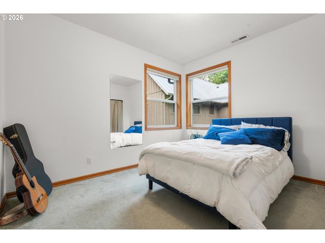 3715 Sw MARQUAM HILL Rd, Portland, OR 97239