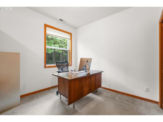 3715 Sw MARQUAM HILL Rd, Portland, OR 97239