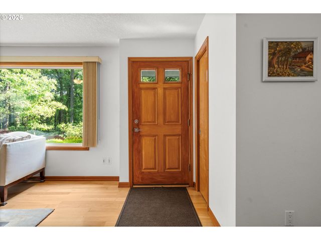 3715 Sw MARQUAM HILL Rd, Portland, OR 97239