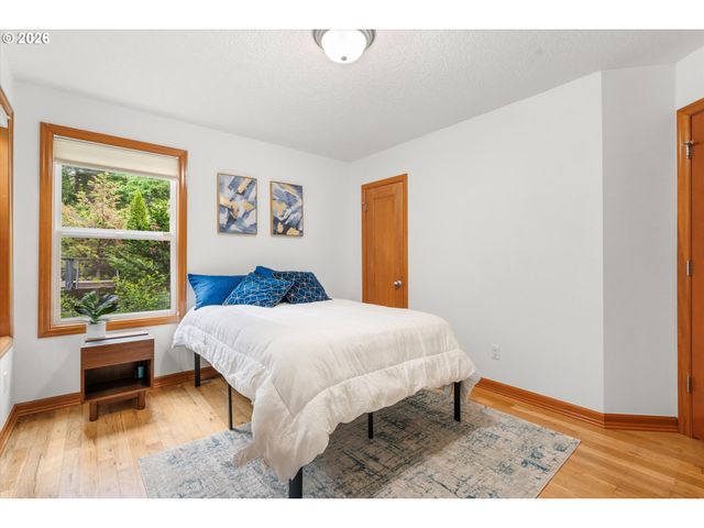 3715 Sw MARQUAM HILL Rd, Portland, OR 97239