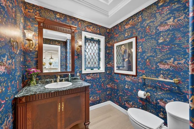 3631 Winding Creek Rd, Sacramento, CA 95864