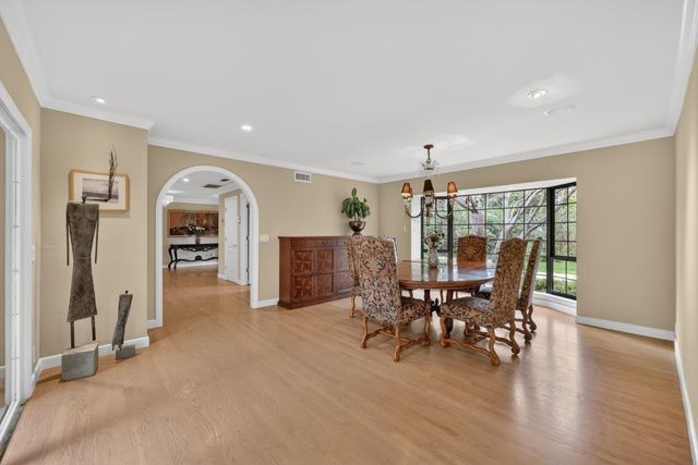 3631 Winding Creek Rd, Sacramento, CA 95864