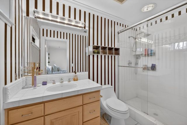 3631 Winding Creek Rd, Sacramento, CA 95864